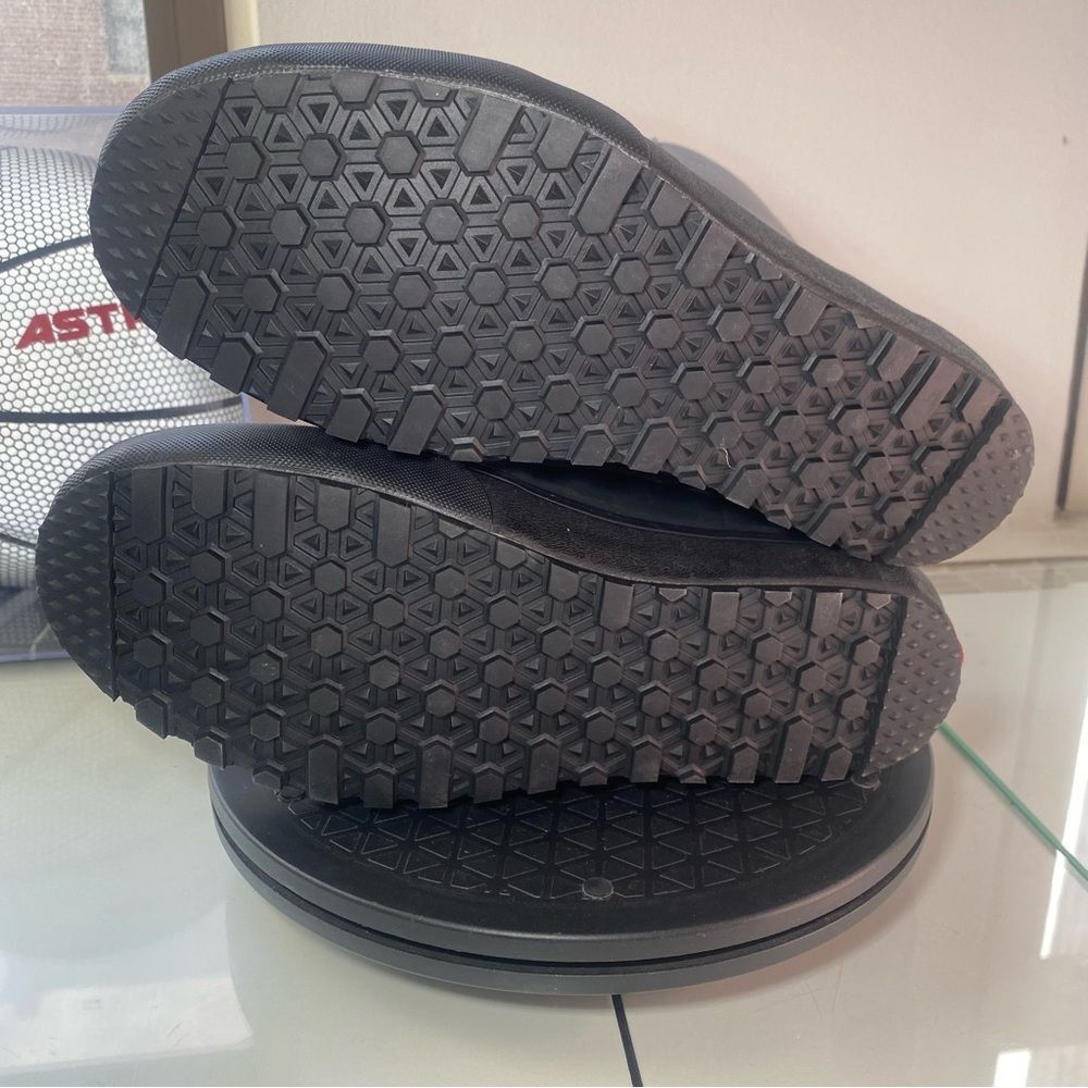 🆕 Vans Standard Mid Snow MTE 'Grey/Black' - Picture 9 of 10